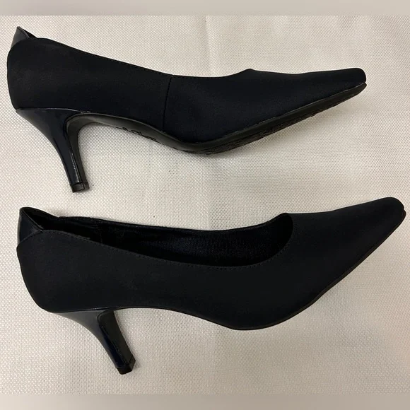 LifeStride- soft system blue close toe heels, size 10M - Picture 3 of 8